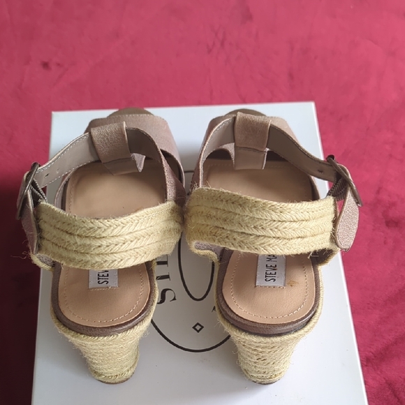Steve Madden Tan Wedge Sandals with Ankle Strap - Picture 2 of 3